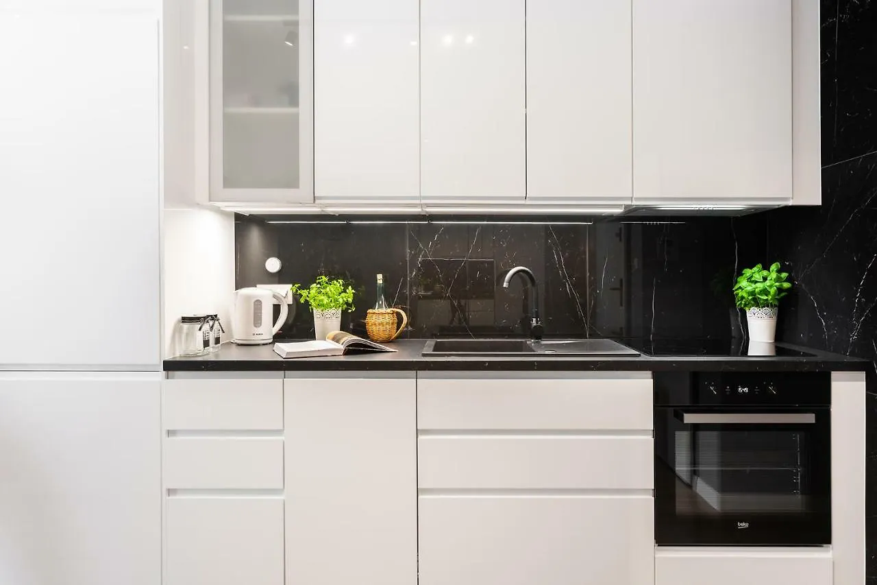 Novum Apartment With Parking Краков 0*,